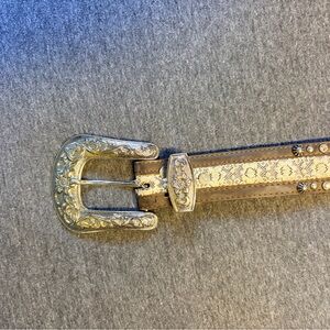 ME Makeover Essentials Silver and Tan Belt Leather